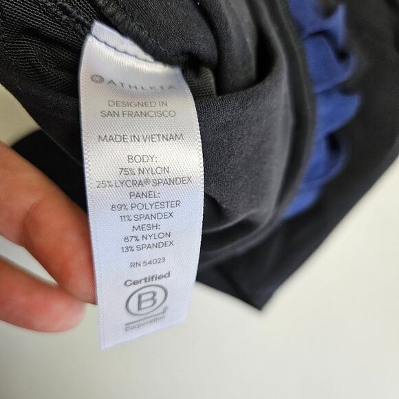 Athleta Consious Twist Longline Sports Bra Tank Top XS Black Blue Racerback - Picture 6 of 7